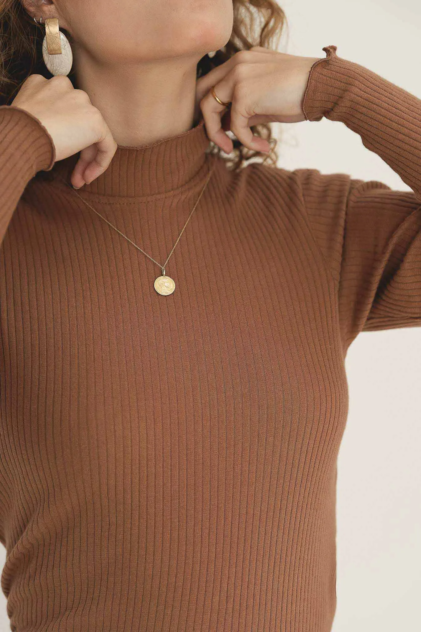 Ava Terracota Turtleneck