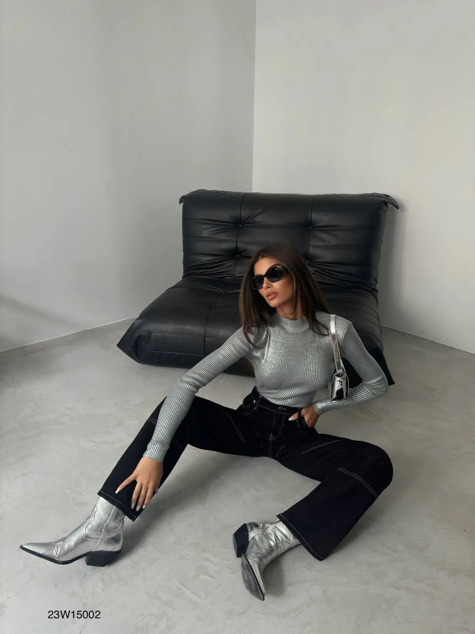 Deana Turtleneck Metallic Knitted Top In Silver