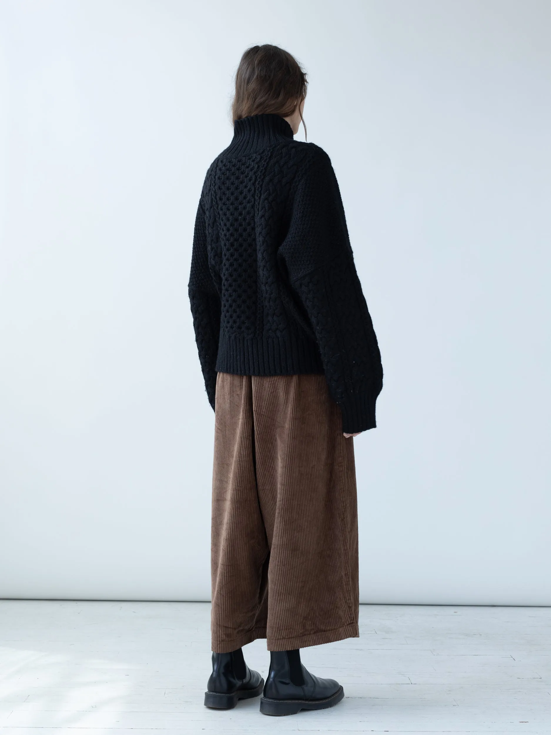 Fisherman Turtleneck in Onyx