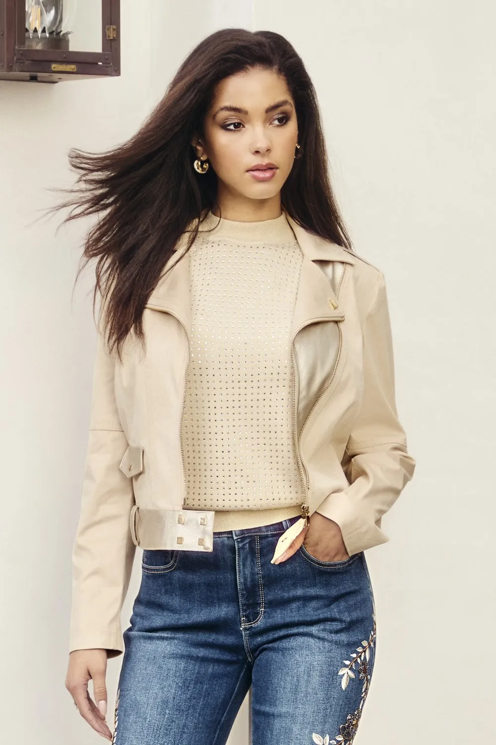 Frank Lyman Top 243464U Beige