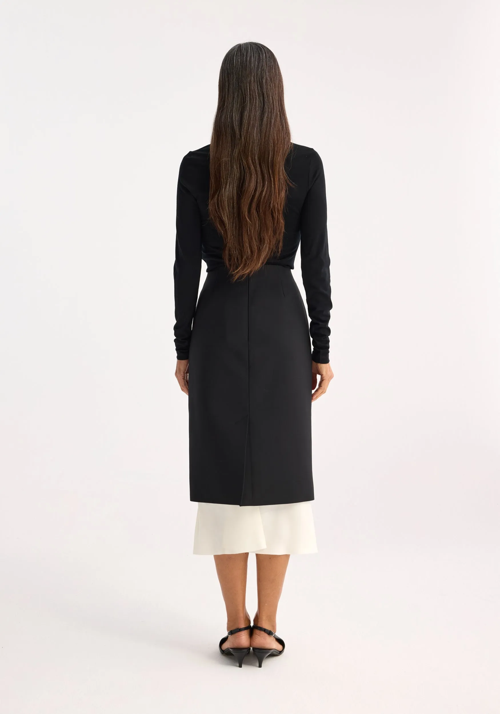 Light weight spring merino wool turtleneck | black