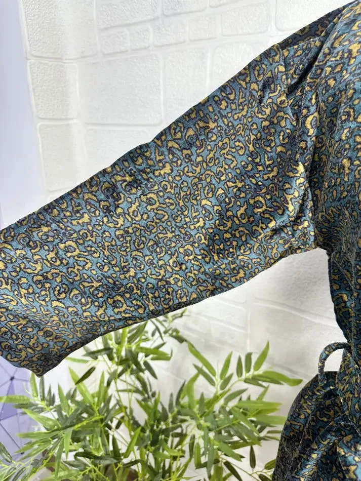 Luxury Velvet House Robe Unisex Kimono Jacket Reversible Silk Lined Autumn Winter Gift Elegant Leopard Blue Malibu Bluish Valentine Love