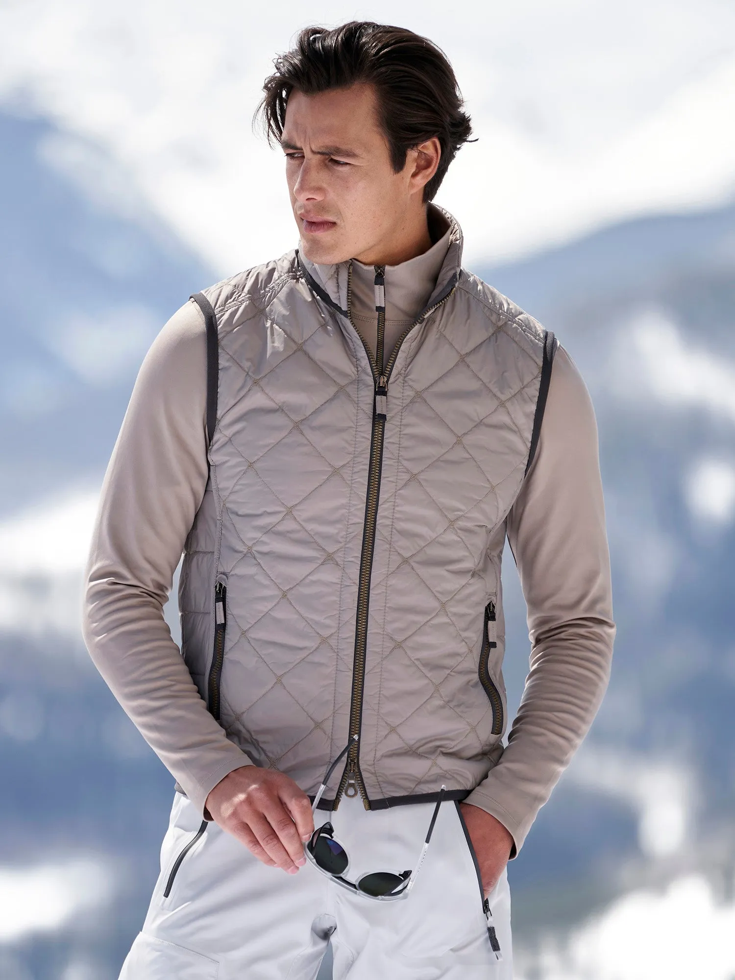 Maxi Stretch Turtleneck
