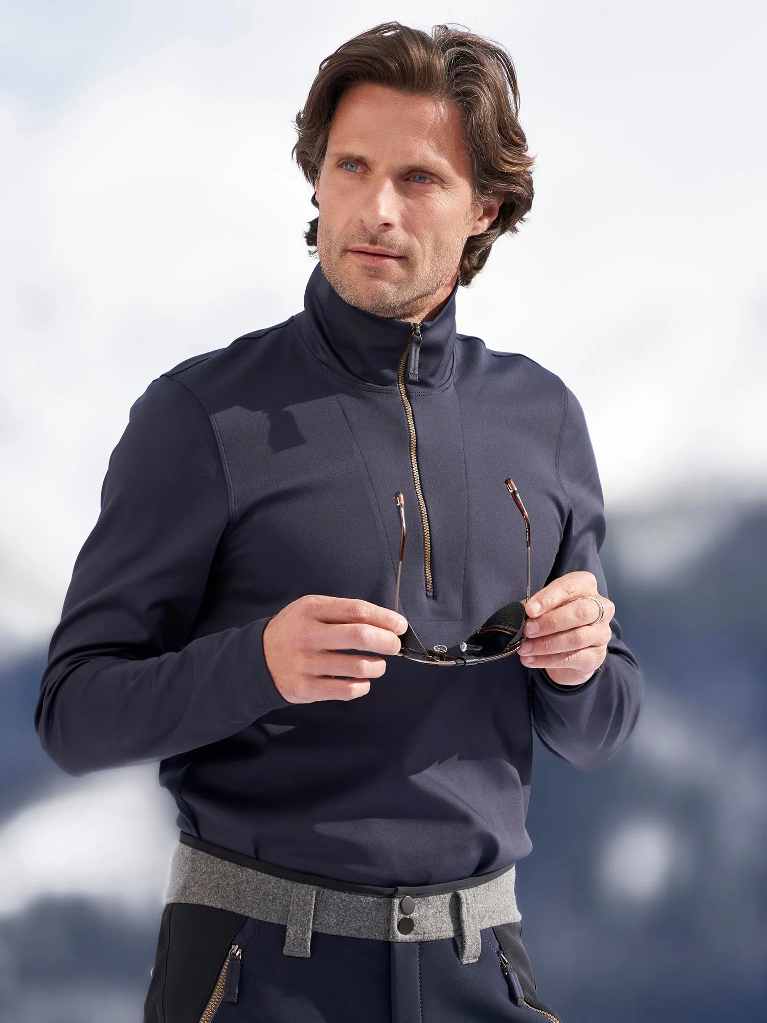 Maxi Stretch Turtleneck