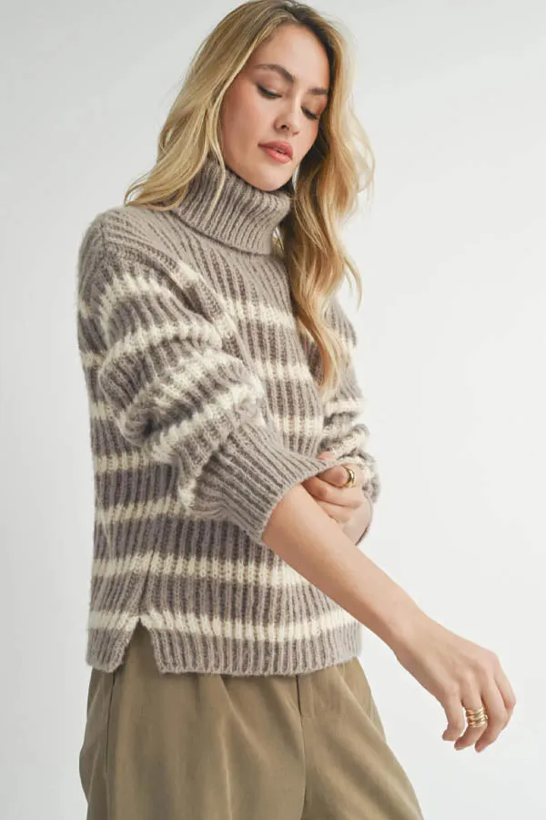 Sadie & Sage Aki Turtleneck Sweater