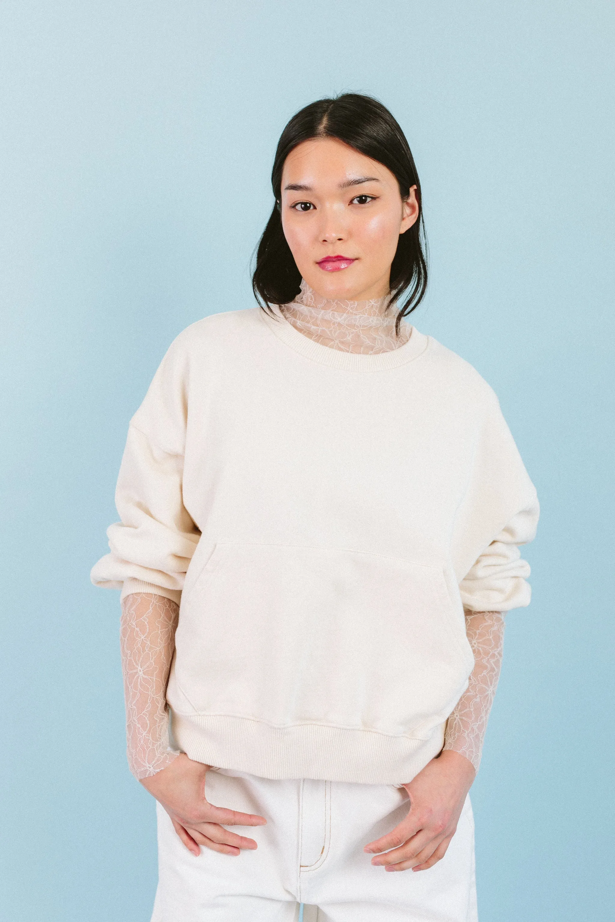 Turtleneck Lace Top (Oyster)