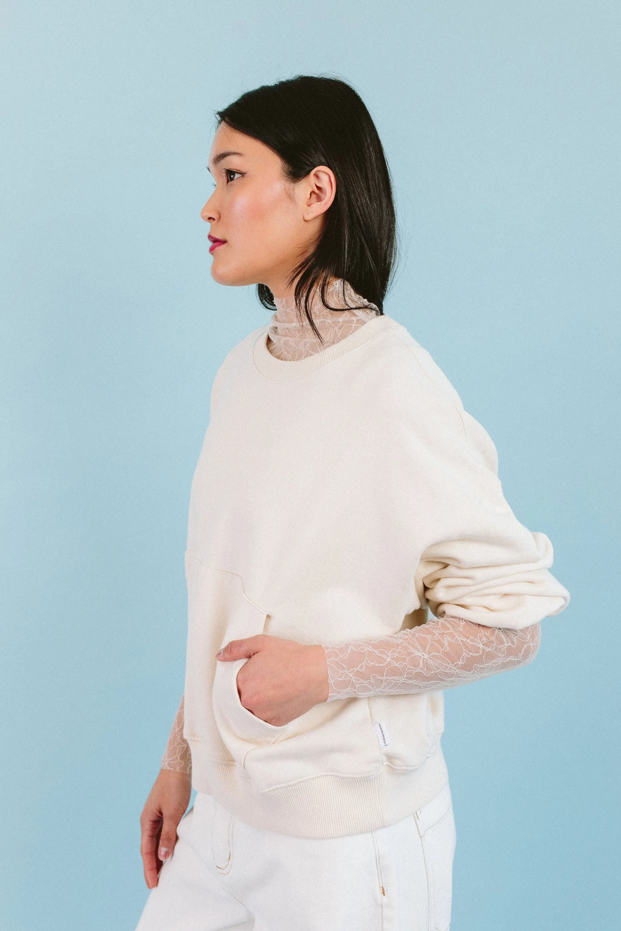 Turtleneck Lace Top (Oyster)