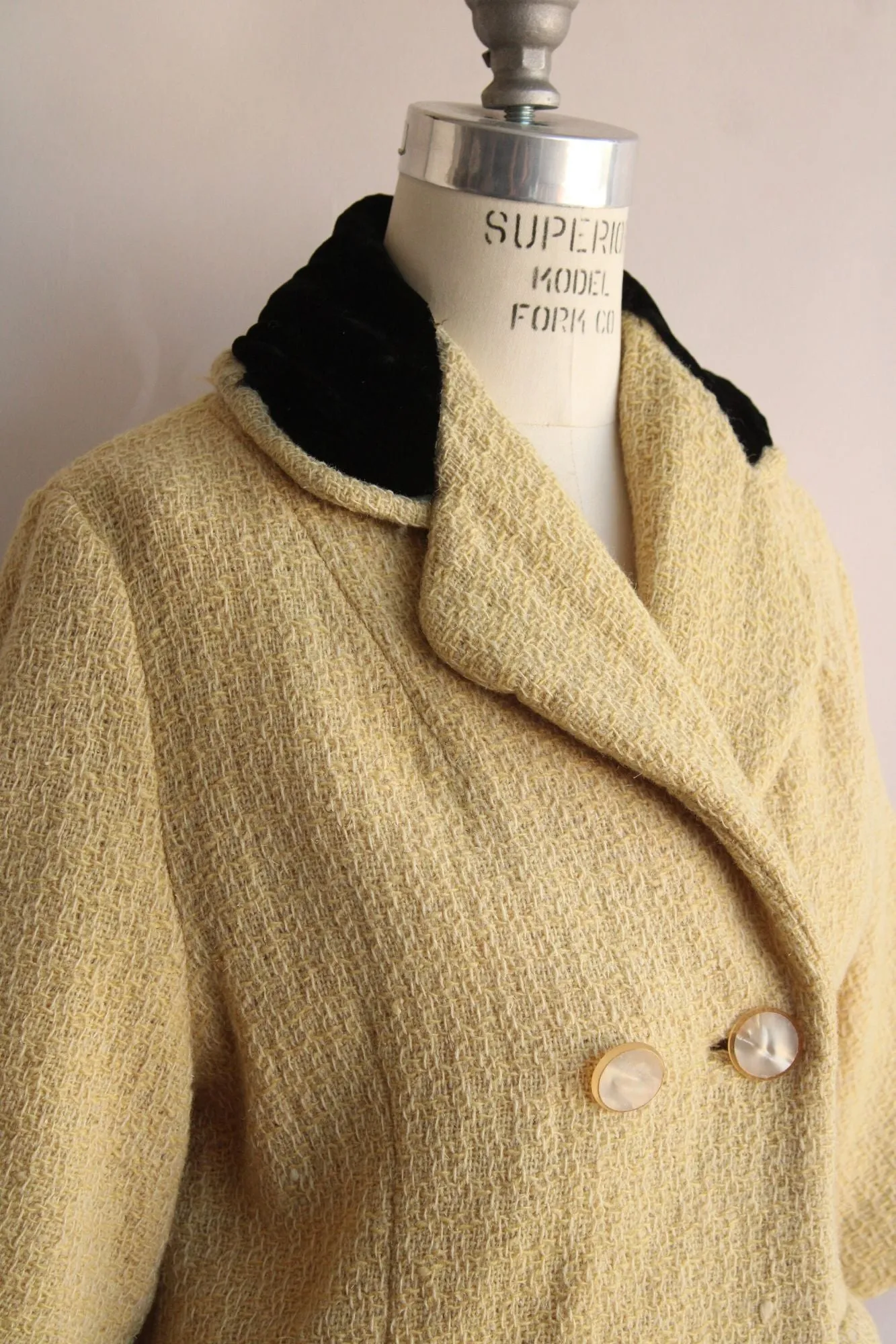 Vintage 1960s Yellow Jacket with Black velvet Collar
