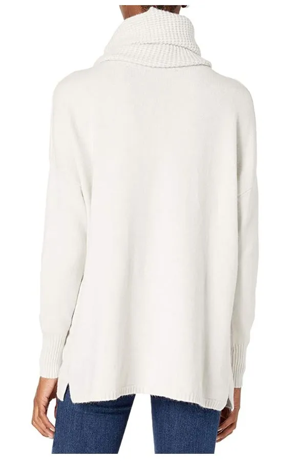 Women's Scoop Neck Sweater with Scarf